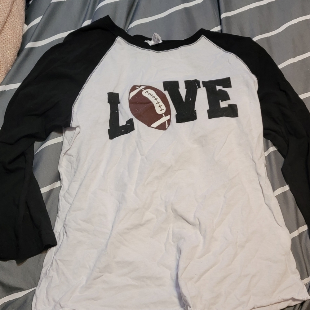 3/4 sleeve shirt